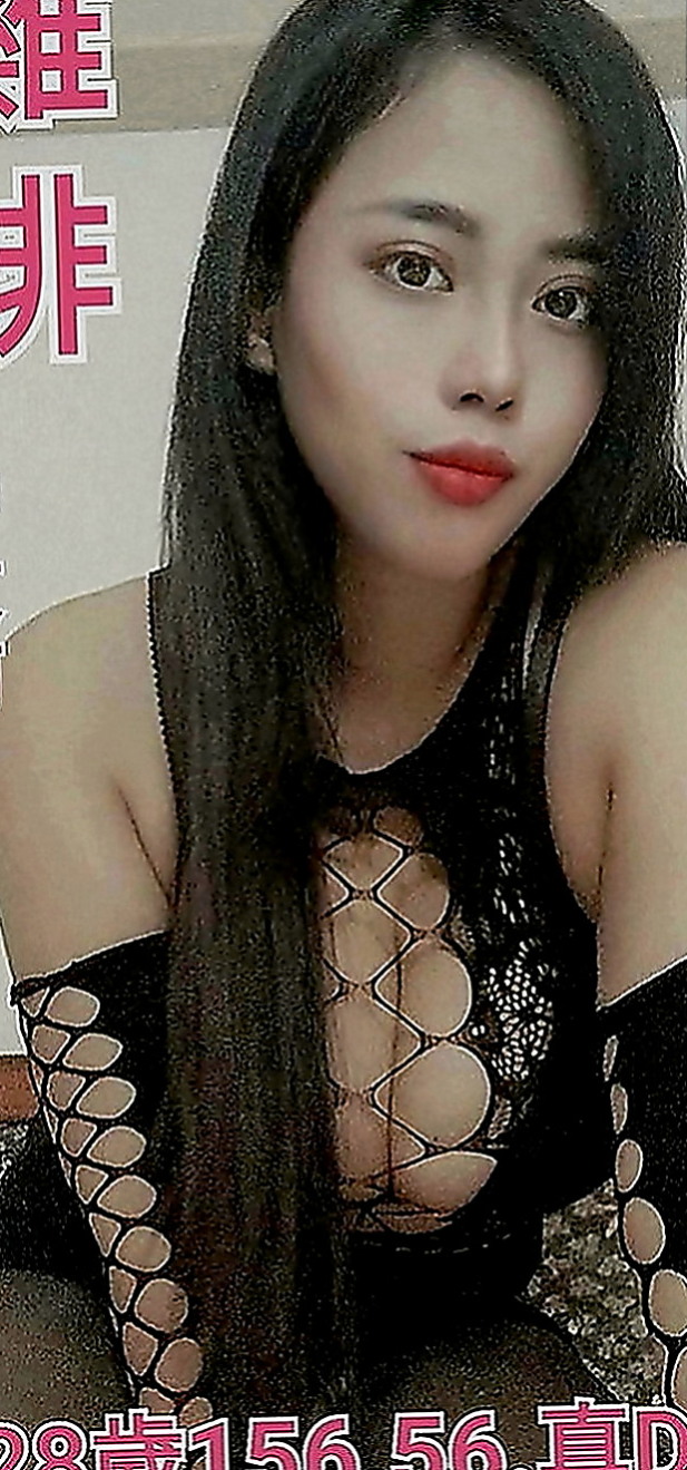 白河外送茶莊：甜妞 |房仲介|168cm|53kg|C罩杯|23歲|妙曼的身姿 性感的美腿 想到在床上看她嬌俏圓臀下誘人的小穴嗎