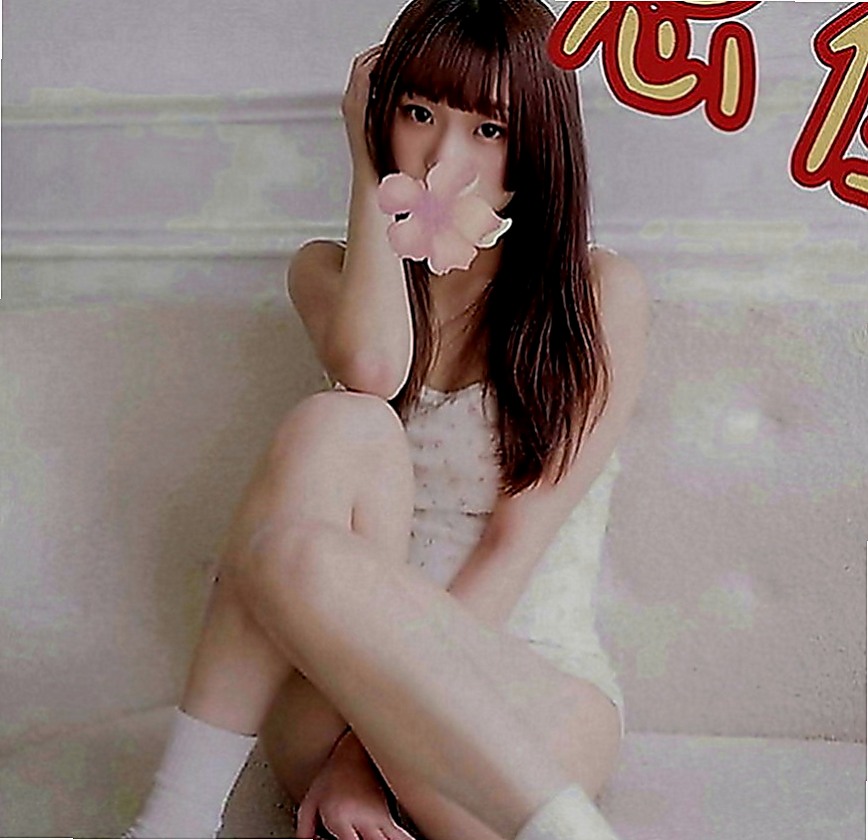 台北外送服務：婷宣 |嫩模|170cm|51kg|C罩杯|19歲|反正我是被她有電到很會打扮每天穿著很漂亮 有很多種風格的有時候是打扮的乖巧可愛